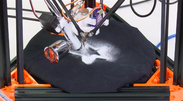 東京理工改進桌面3D打印機，用冰塊打印小型結(jié)構(gòu)和形狀